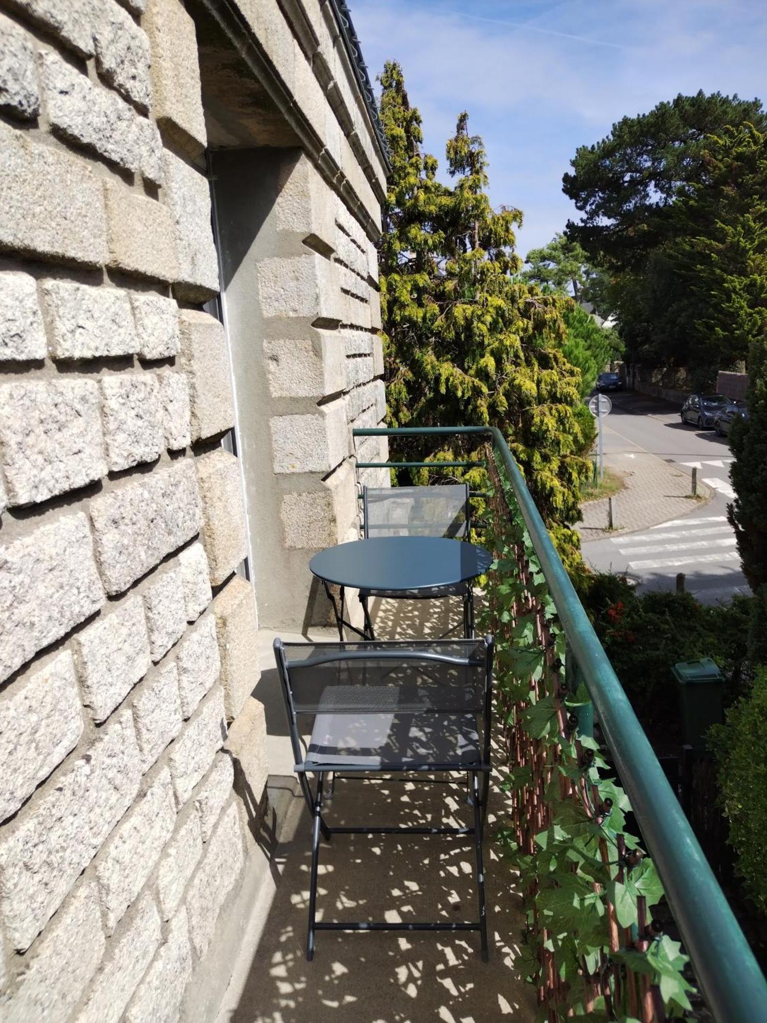 APPARTEMENT SPACIEUX à 60 M DE LA PLAGE Carnac Extérieur photo
